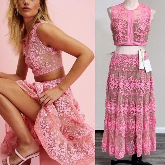 Bronx and Banco Dresses & Skirts - NWOT Bronx and Banco Megan lace floral pink nude two piece set top midi skirt